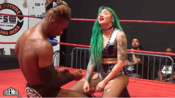 Poder Uno~! Chris Bey vs Shotzi Blackheart 5/24/19